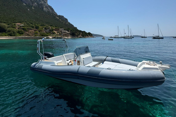 N°4 FULL DAY: TAVOLARA E MOLARA CON APERITIVO (SR)