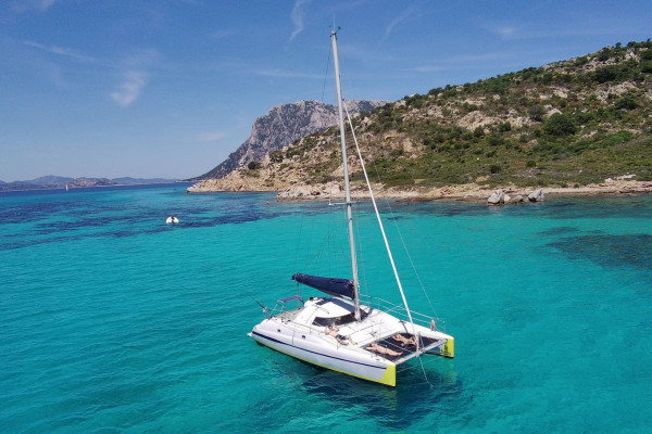 N°48 Tour in Catamarano Figarolo e Tavolara da Olbia